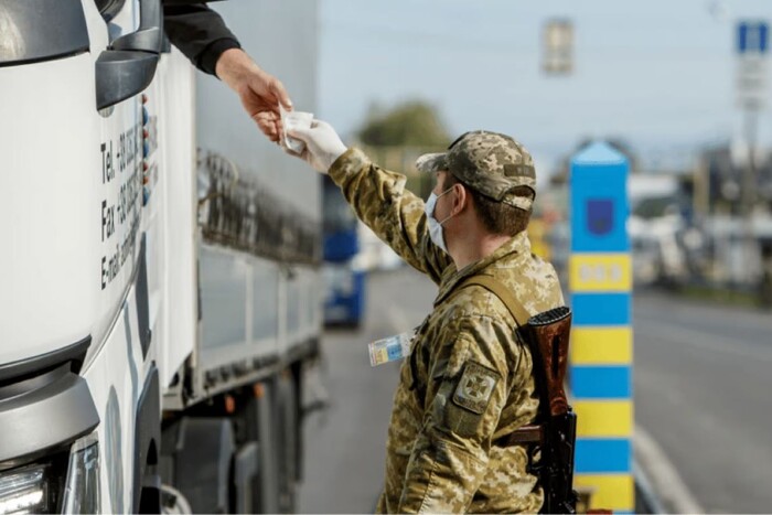 Переправлені чоловіки арештовані й покарані