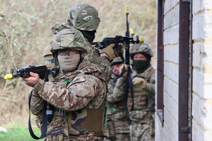 Ворог зайняв позиції на фронті