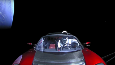 Де зараз знаходиться Tesla, запущена Ілоном Маском в космос