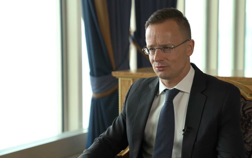 Сійярто роздмухує міф фон дер Ляйєн та Зеленського