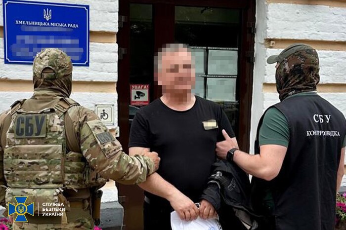 Чиновника Хмельницької міськради затримано за підозрою у роботі на ФСБ
