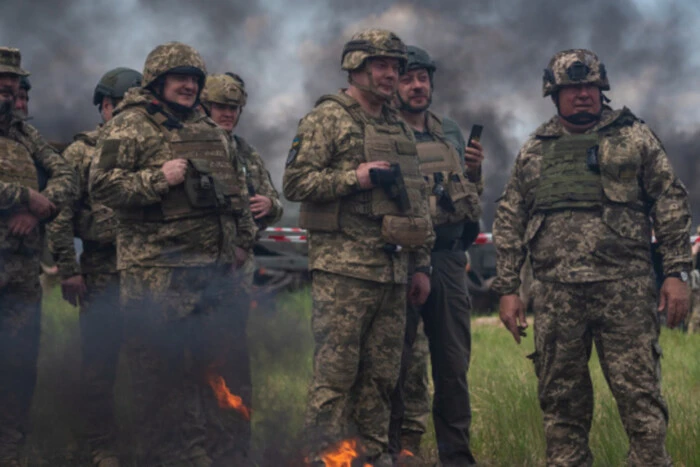 Военные на Донбассе применяют тактику отступления