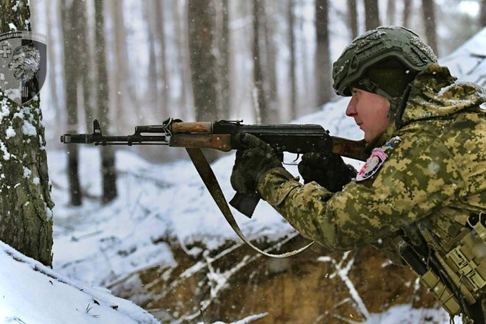 Раненая украинская военная в Авдеевке