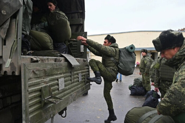 Путін винайшов новий спосіб залучення жінок до війни