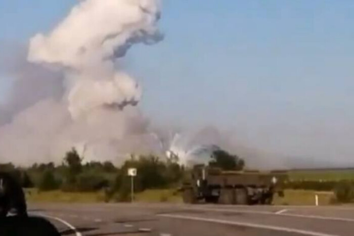 Снимок пораженного склада боеприпасов