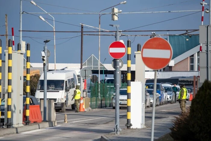 Понад 200 перевізників було відключено від системи «Шлях» через порушення 