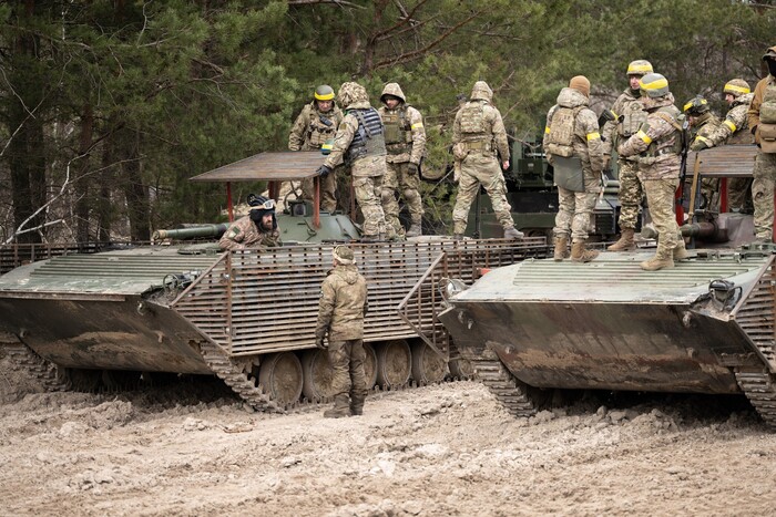 Военные 115 бригады на обороне в Очеретином