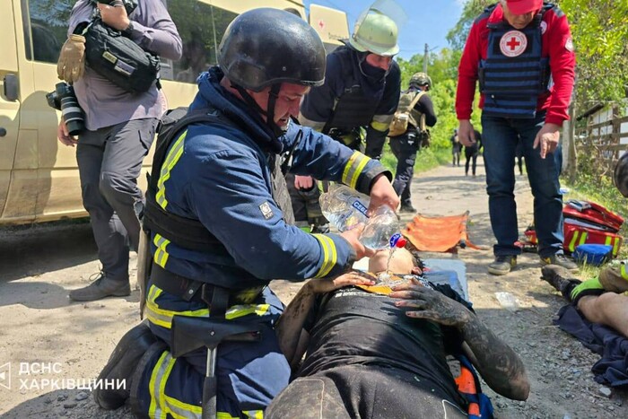 Поранені люди на відпочинковій базі під Харковом