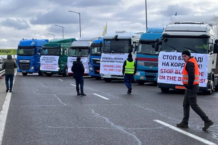 Мітинг-відповідь українських перевізників