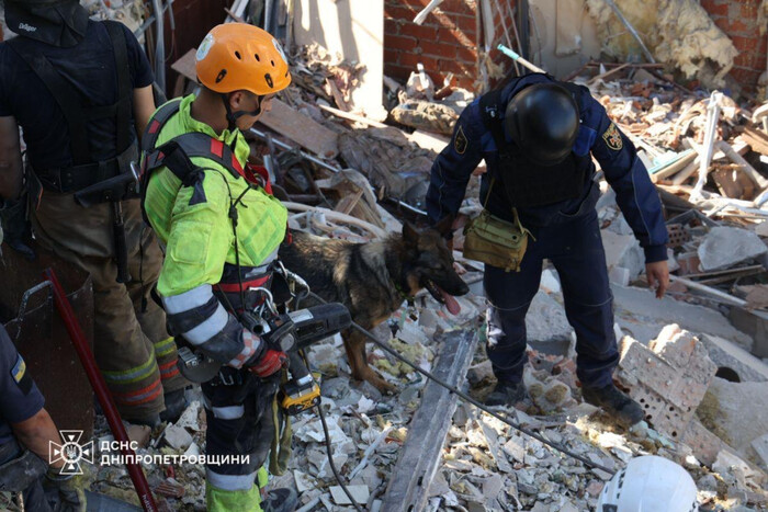 Удар по Днепру 28 июня: спасатели обнаружили тело женщины