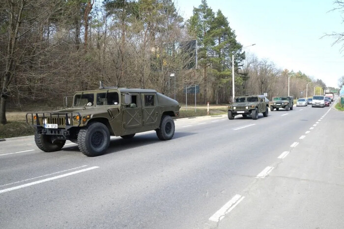 Проходження військових техніки поблизу кордонів Молдови