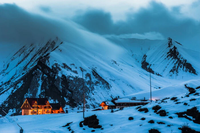 Гори в Грузії, курорт, лавина, трагедія