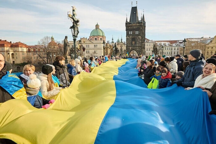 гірше ставлення до виїжджених українців