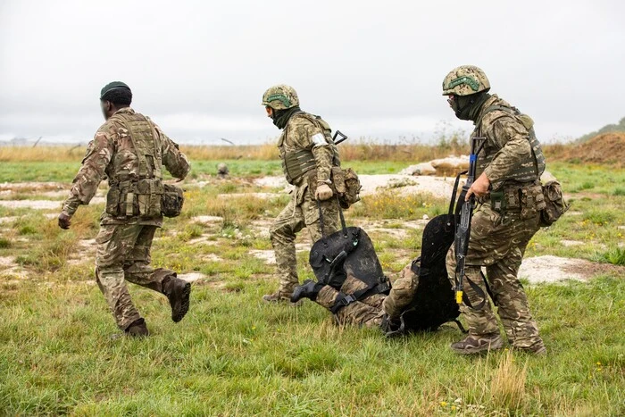 Украинские военные на передовой