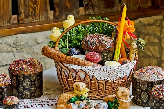 Прибирання оселі перед Великоднем