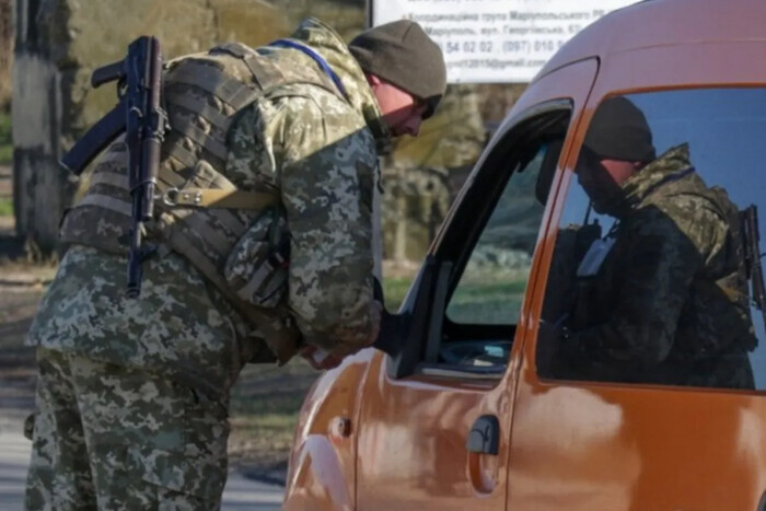 Люди чекають на рішення судів