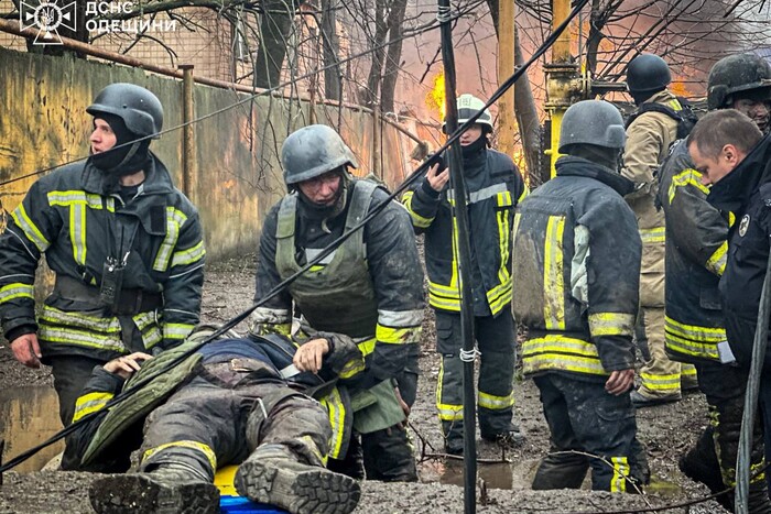 Профессиональный спасатель погиб в результате обстрела