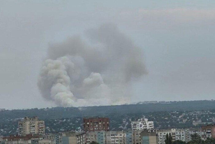 Взрывы в оккупированном Луганске