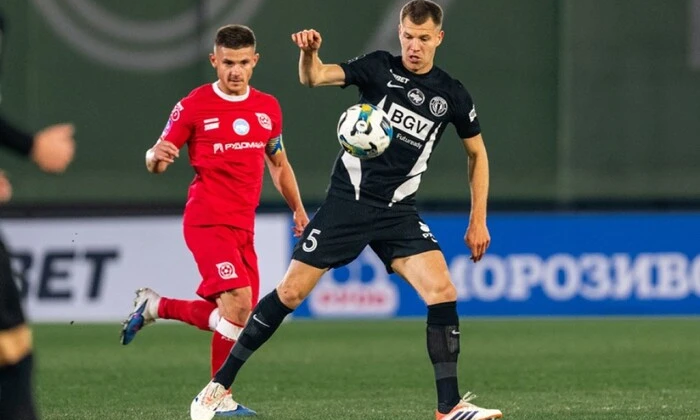 Eduard Sarapiy in the national team uniform