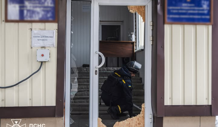 Fire station in Slovyansk after air strike