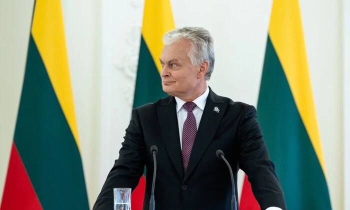 Lithuania and Estonia discuss the crisis