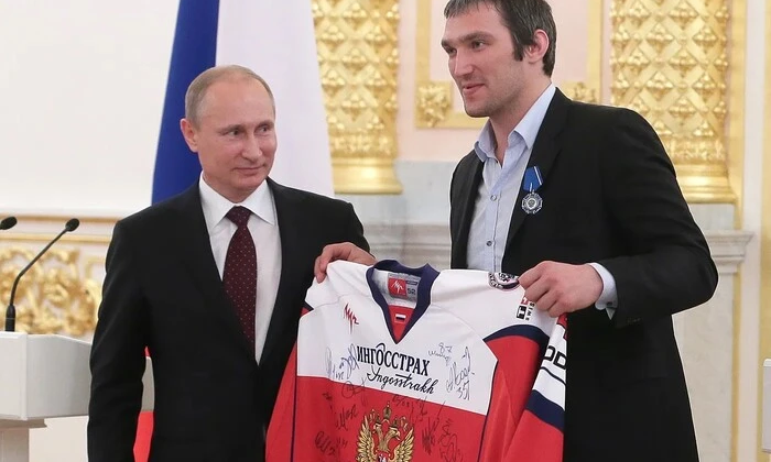 Рекордное количество российских игроков в НХЛ