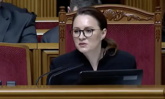 Федоров мотивує військових через контракт