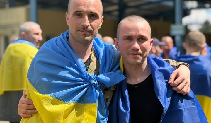 Освобожденные защитники и гражданин в Украине