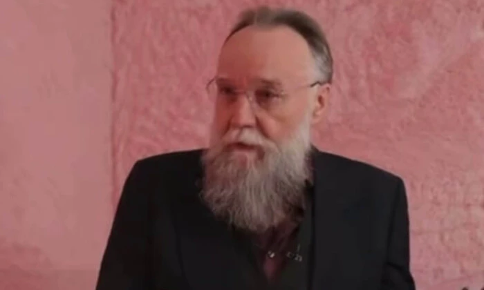 Dugin suggests rationing internet for Russians