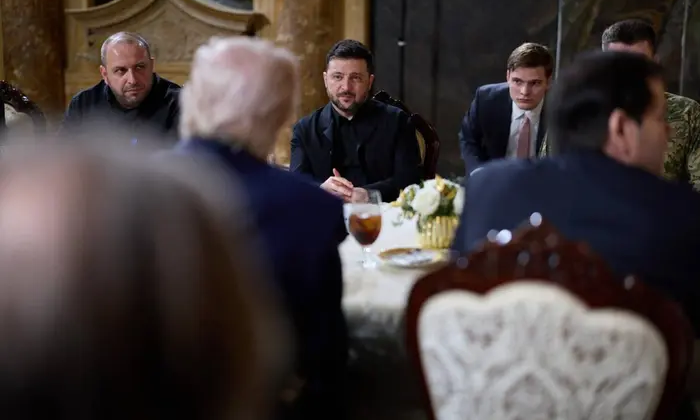 Зеленський і Трамп обговорюють безпеку