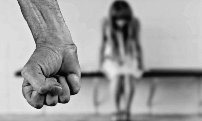 Чоловік підозрюється у зґвалтуванні
