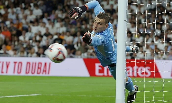 Andriy Lunin stays at Real Madrid: club not planning to sell Ukrainian goalkeeper