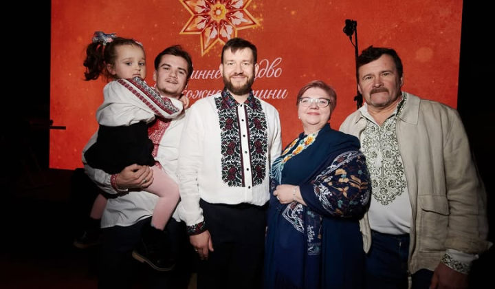 Різдвяна вечеря для дітей