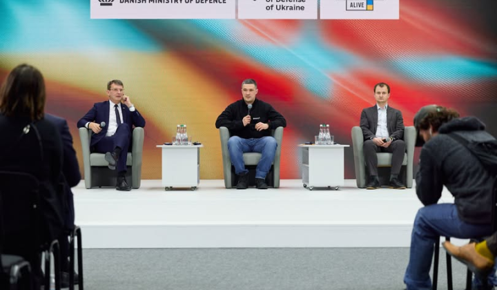 Інвестиції в український навчальний центр