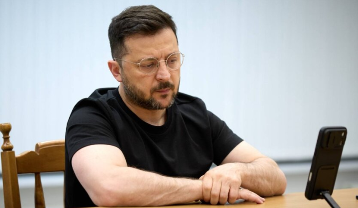 Зеленський зустрівся з Трампом в аеропорту