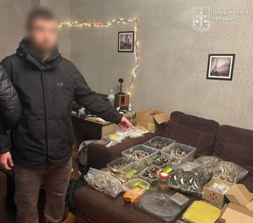 Затримання виробника психотропів у Києві