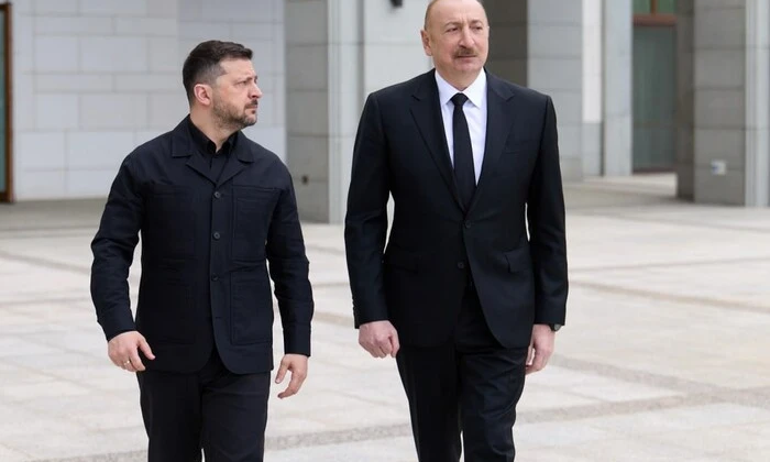 Signing documents between Ukraine and Azerbaijan