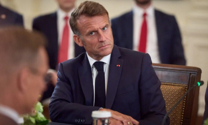 Президент Макрон і прем'єр-міністр Китаю на відеозустрічі G7