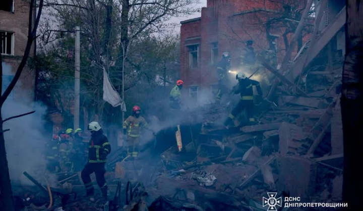 Mass attack on Dnipro: house destroyed