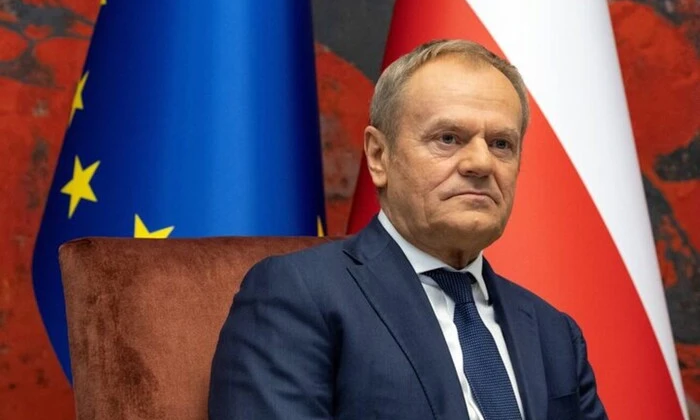 Туск скасував закриття неба для Зеленського