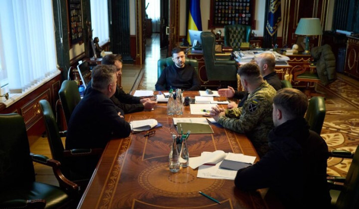 Zelensky meeting with negotiators