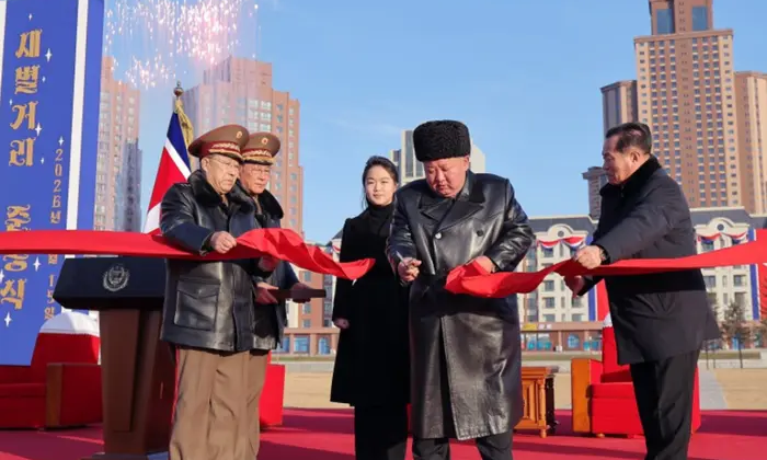 Ким Чен Ин открыл улицу для семей