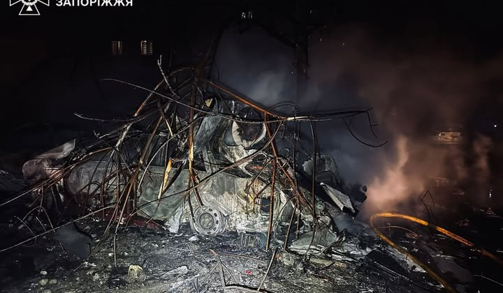 Поранена людина, згорілі авто та пошкоджені будинки