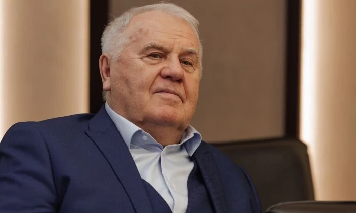 Логотип Чемпионата мира по хоккею 2027