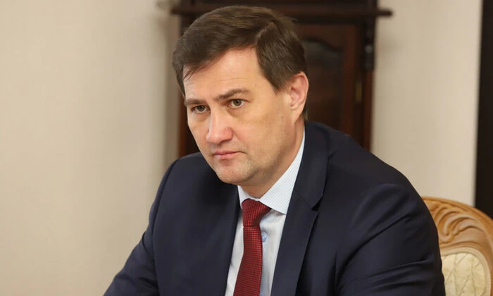 Флаги Беларуси и США на карте