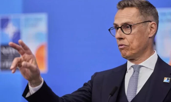 Президент Фінляндії висловив позитивний відгук про Україну на полі бою