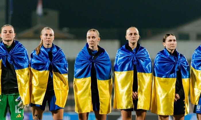 Женская сборная Украины в форме