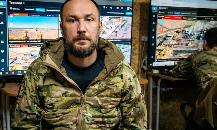 Бійці Скелі: побиття військового та відео Двейна Джонсона