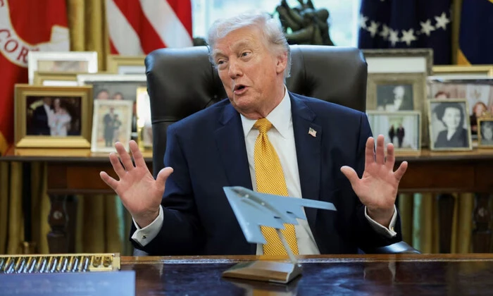 Trump jokes about communism