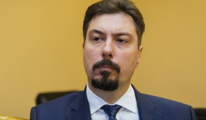 Ex-head of Supreme Court sentenced to prison with property confiscation